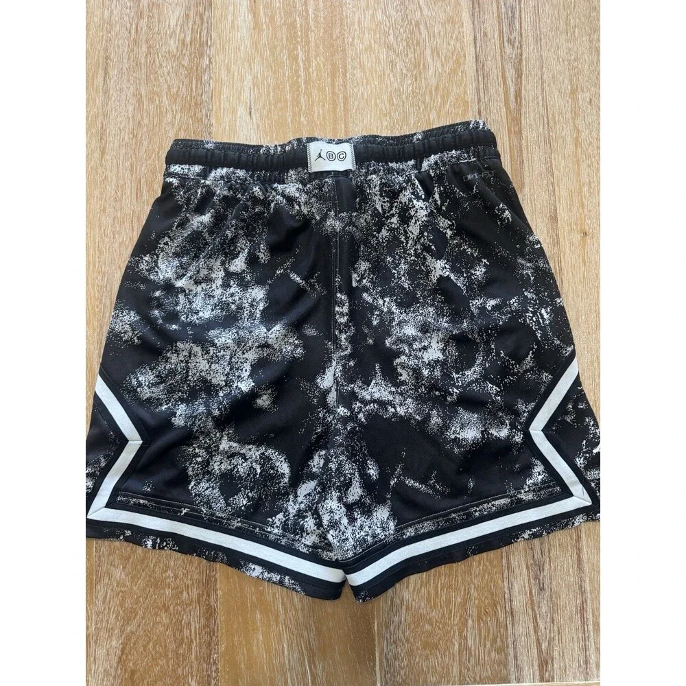 Jordan Dri-FIT Sport Diamond Shorts Men Medium Black White Mesh Lightning DV9779